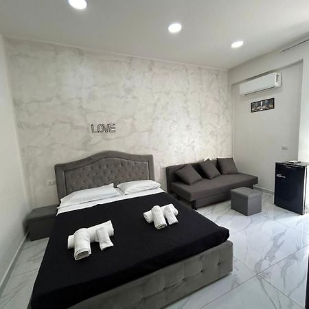 Appartement Terrazza Luxury Valentino à Naples Extérieur photo