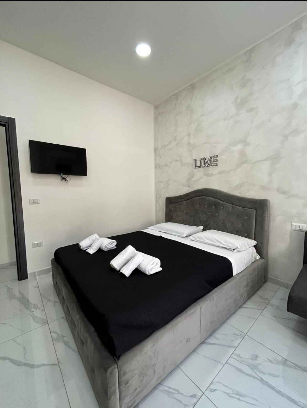 Appartement Terrazza Luxury Valentino à Naples Extérieur photo